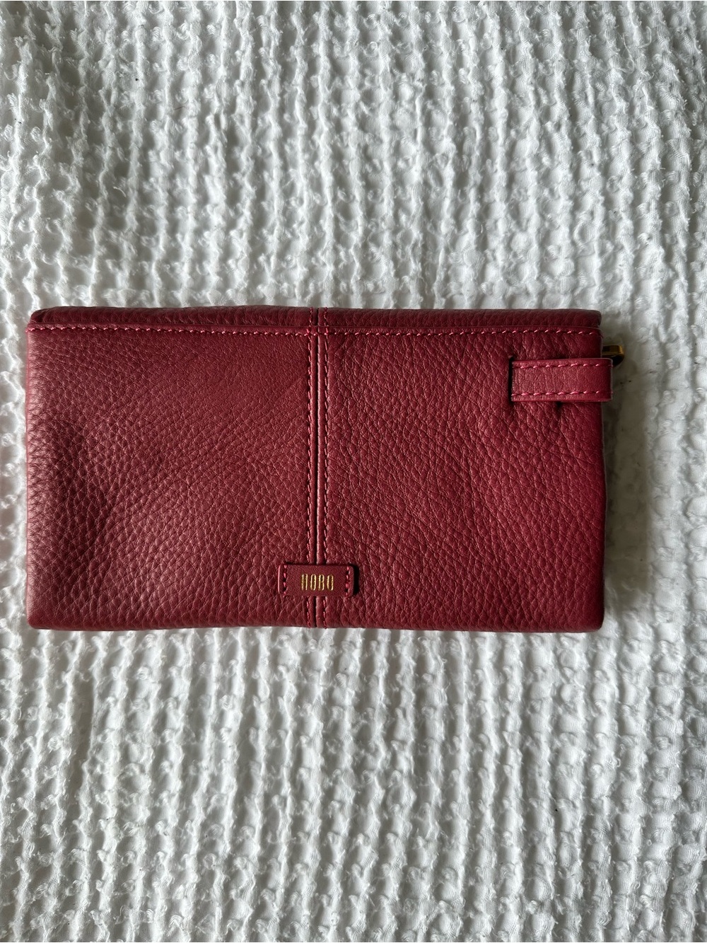 HOBO Keen Continental Wallet Red Pebbled Leather Trifold Organizer Clutch RFID - Picture 2 of 9